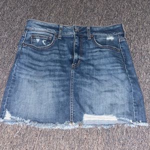 American eagle skirt. Size 8. Denim skirt.